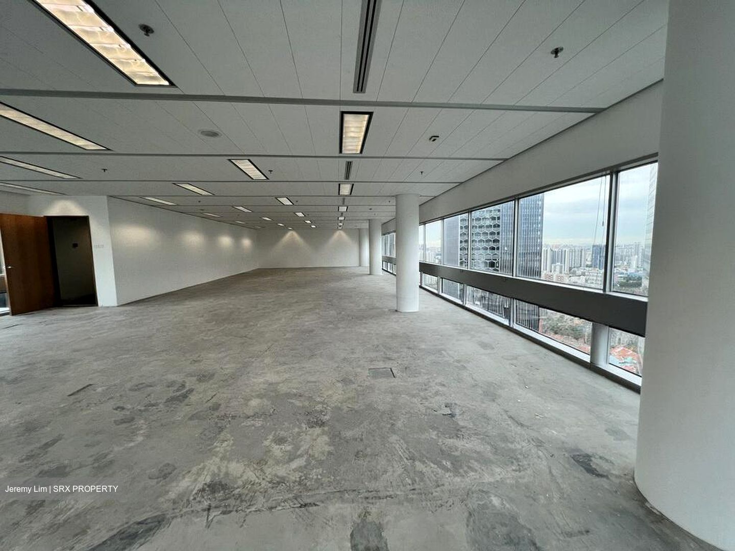 Gateway West (D7), Office #588084651